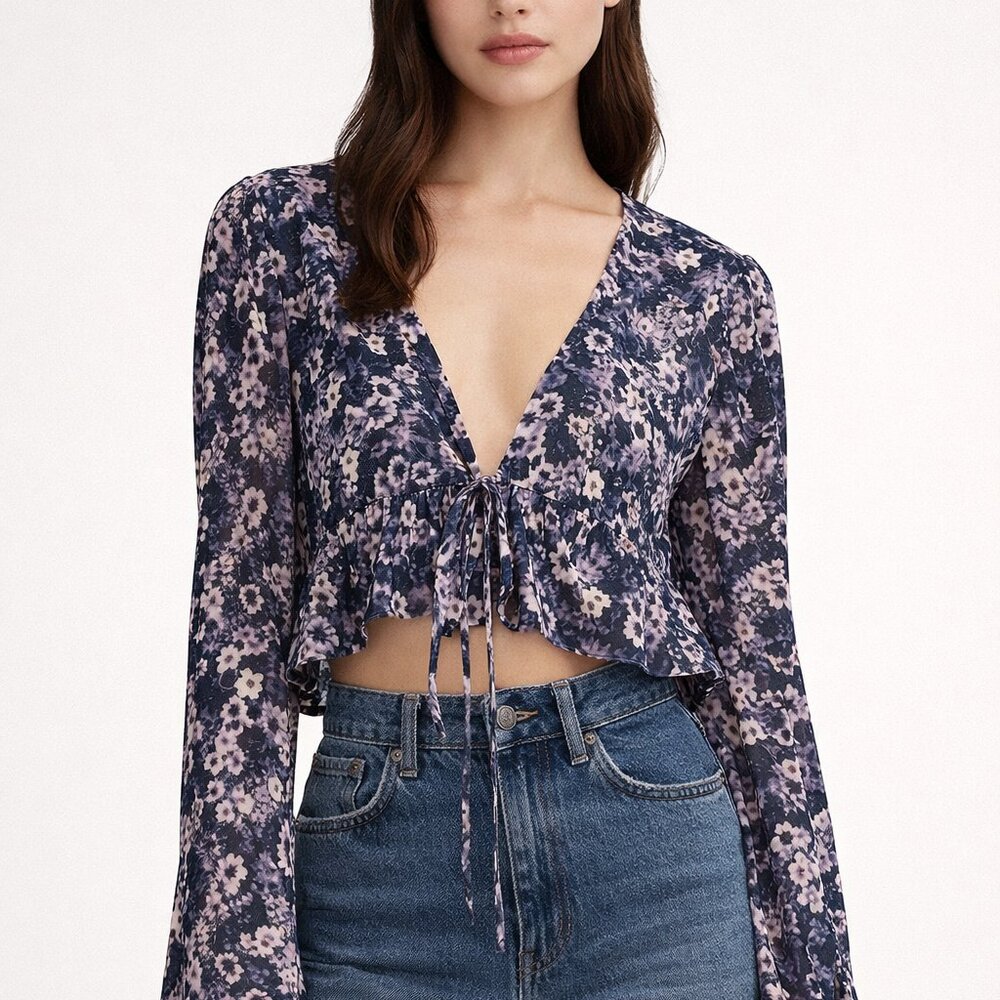 Aritzia NEW CROPPED TIE-FRONT BLOUSE